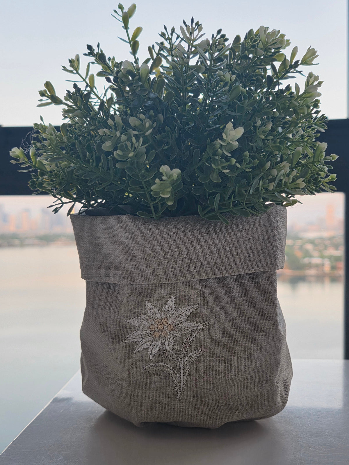 Cortina Stella Alpina Basket in Oatmeal Stone
