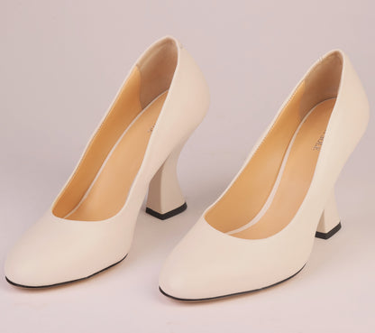 IVORY GRACE – Ivory Nappa Pump