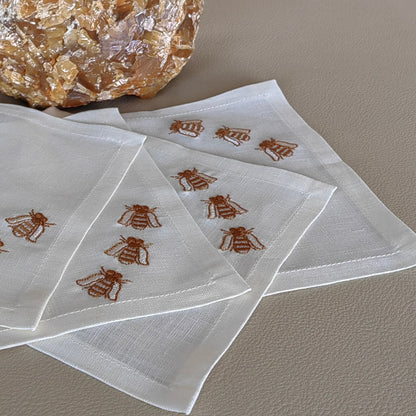 Toscana Bee Cocktail Napkins in Off-White – Set of 4