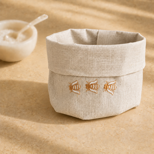 Toscana Bee Basket in Oatmeal Stone